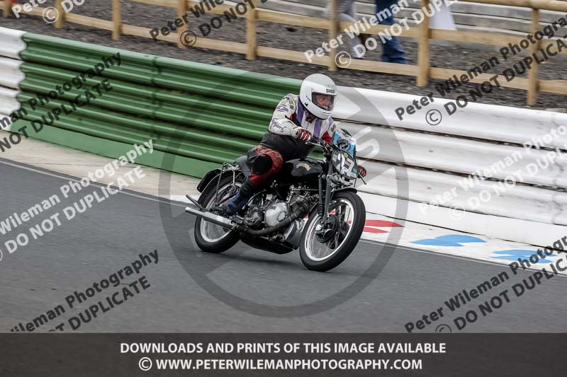 Vintage motorcycle club;eventdigitalimages;mallory park;mallory park trackday photographs;no limits trackdays;peter wileman photography;trackday digital images;trackday photos;vmcc festival 1000 bikes photographs